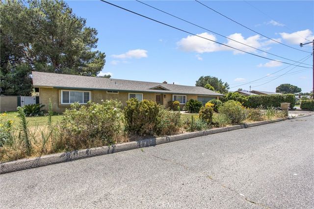 19169 Manila Street, Bloomington, CA 92316