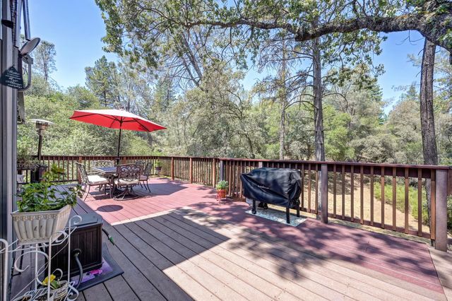 2949 Sweetwater Trl, Cool, CA 95614