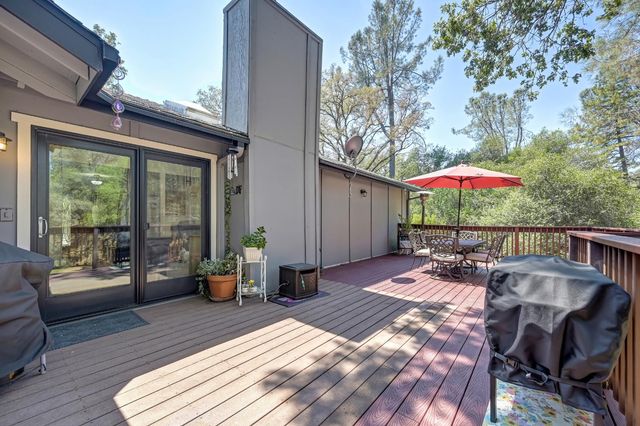 2949 Sweetwater Trl, Cool, CA 95614