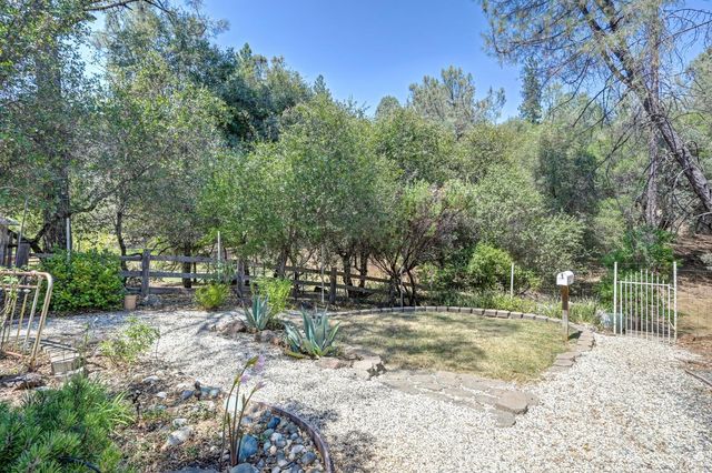 2949 Sweetwater Trl, Cool, CA 95614