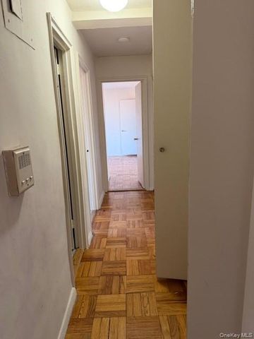 2835 Webb Avenue 8D, Bronx, NY 10468