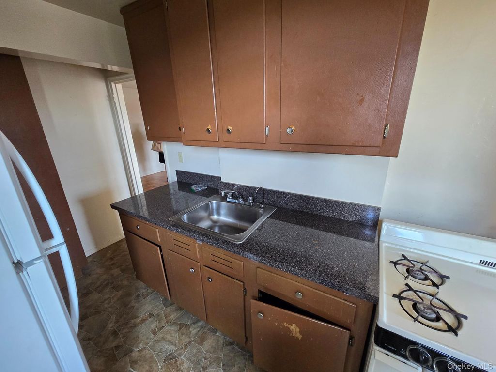 2835 Webb Avenue 8D, Bronx, NY 10468 — photo 4
