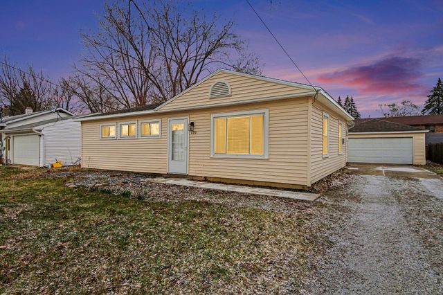 129 Barry Street Se, Gaines Twp, MI 49548