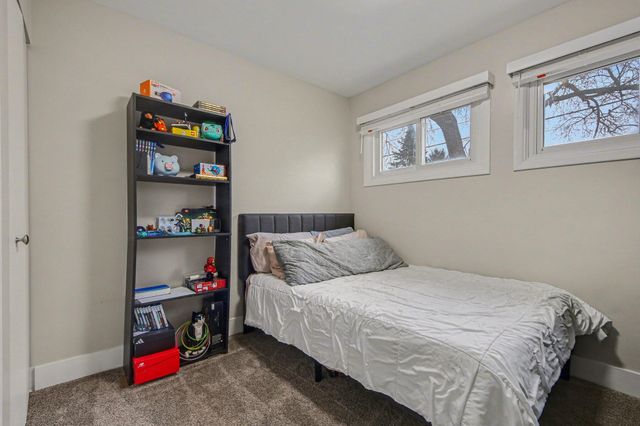 129 Barry Street Se, Gaines Twp, MI 49548