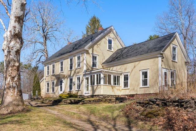 67 Demeritt Avenue, Lee, NH 03861