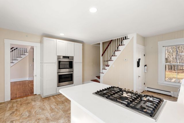 67 Demeritt Avenue, Lee, NH 03861