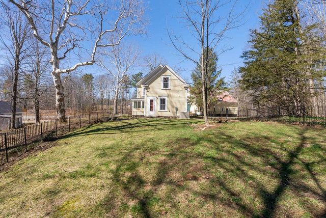 67 Demeritt Avenue, Lee, NH 03861