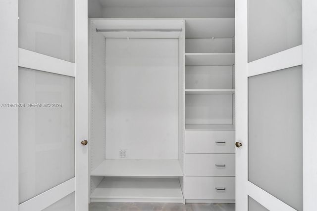 200 N Hibiscus Dr, Miami Beach, FL 33139