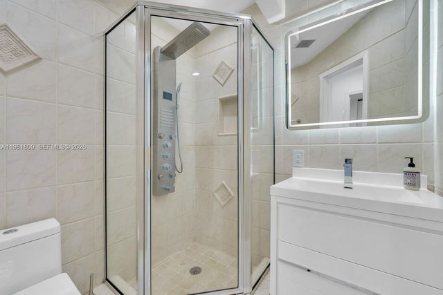 200 N Hibiscus Dr, Miami Beach, FL 33139