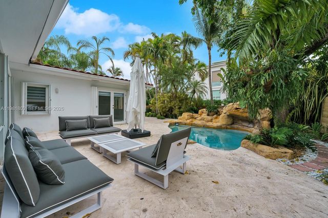 200 N Hibiscus Dr, Miami Beach, FL 33139