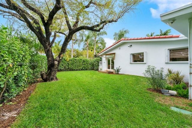 200 N Hibiscus Dr, Miami Beach, FL 33139