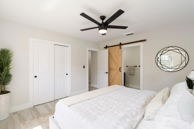 1532 NE 28 Drive, Wilton Manors, FL 33334