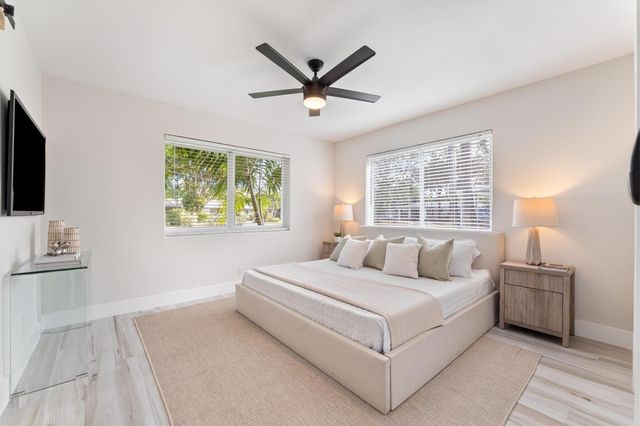 1532 NE 28 Drive, Wilton Manors, FL 33334