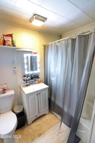 694 4th Avenue, Troy, NY 12182