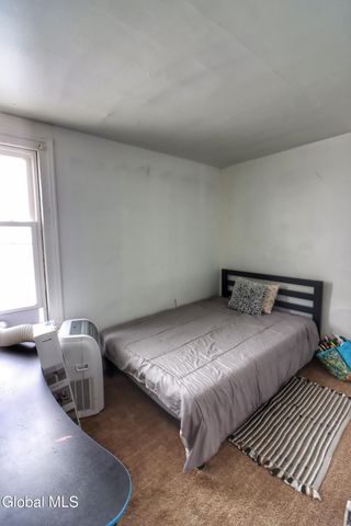694 4th Avenue, Troy, NY 12182