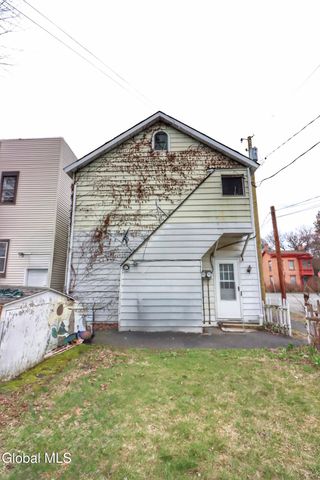 694 4th Avenue, Troy, NY 12182