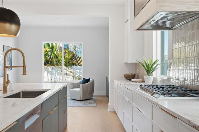 4113 W NEPTUNE STREET, Tampa, FL 33629