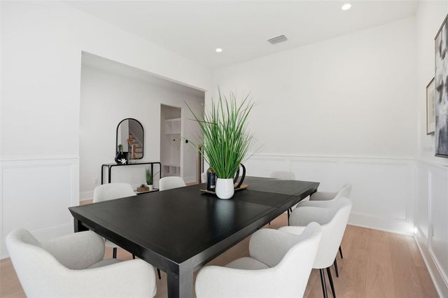 4113 W NEPTUNE STREET, Tampa, FL 33629