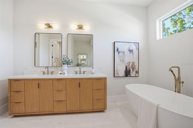 4113 W NEPTUNE STREET, Tampa, FL 33629