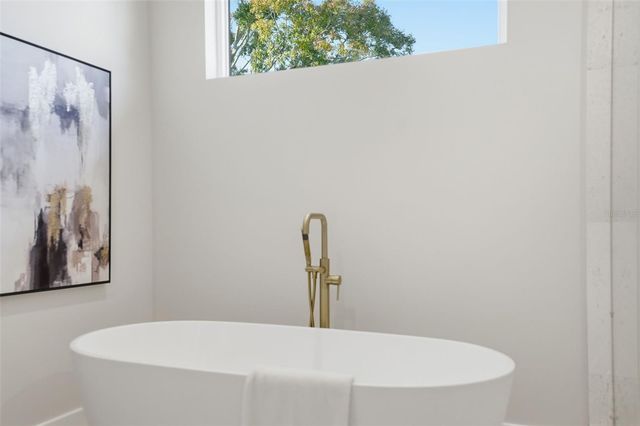 4113 W NEPTUNE STREET, Tampa, FL 33629