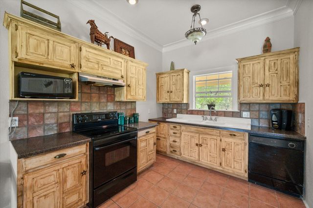 4155 FM 3096, Kerens, TX 75144