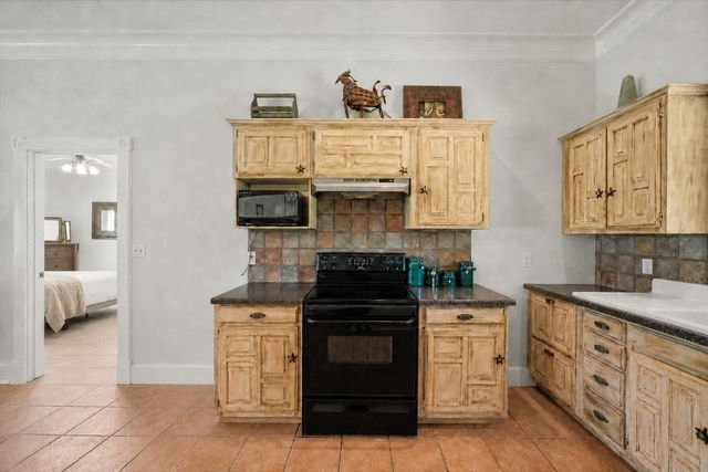4155 FM 3096, Kerens, TX 75144
