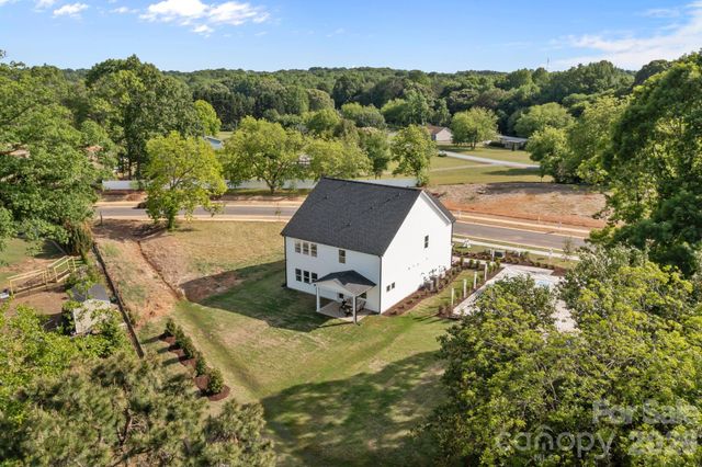115 Windgate Way, Mooresville, NC 28115