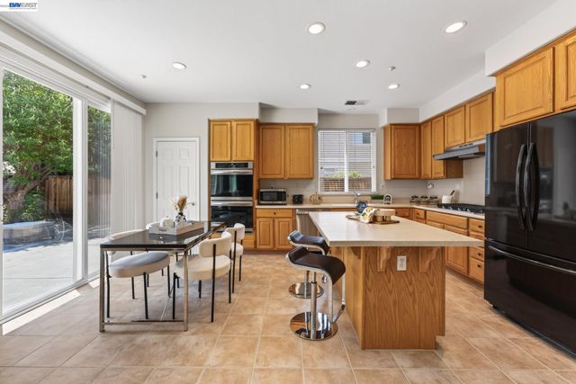 622 Cashew Ct, Brentwood, CA 94513