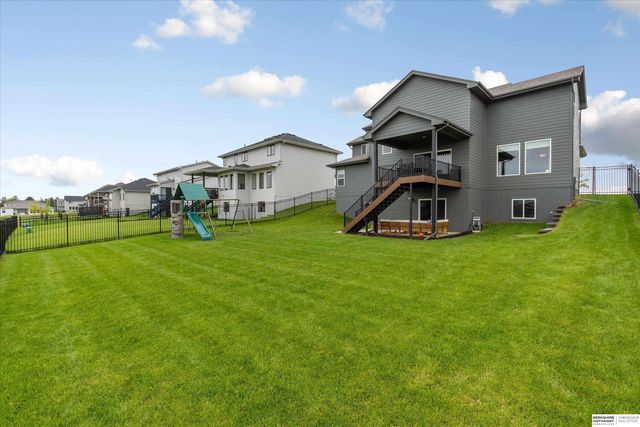 11057 N 171st Street, Bennington, NE 68007