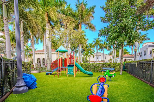 1430 NW 48th Drive 1430, Boca Raton, FL 33431