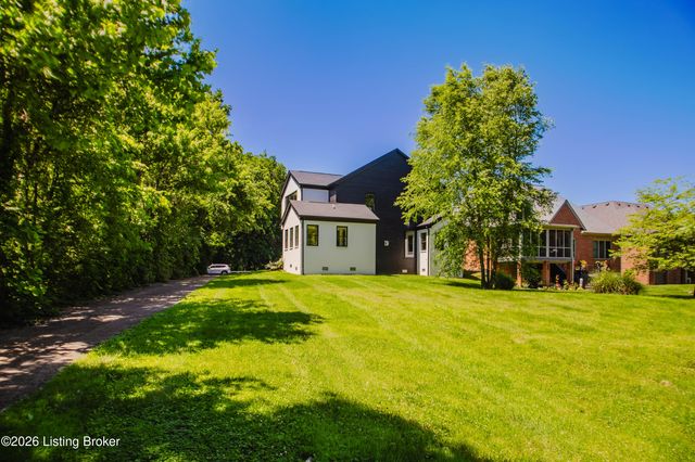2803 Rivers Edge Rd, Louisville, KY 40222