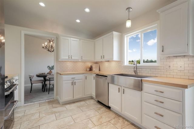7106 Lone Eagle Lane, Colorado Springs, CO 80925