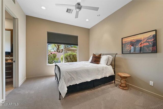7124 E FOOTHILL Drive, Paradise Valley, AZ 85253