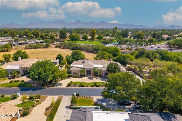 7124 E FOOTHILL Drive, Paradise Valley, AZ 85253