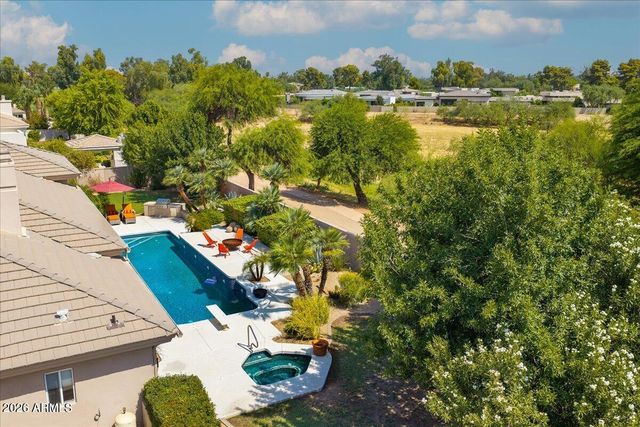 7124 E FOOTHILL Drive, Paradise Valley, AZ 85253