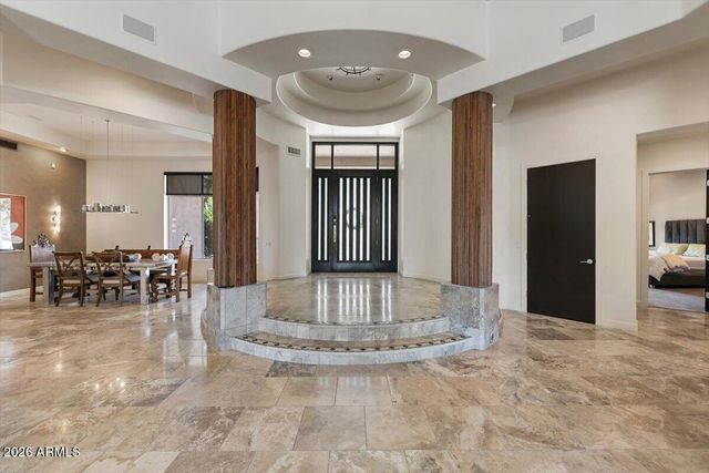 7124 E FOOTHILL Drive, Paradise Valley, AZ 85253