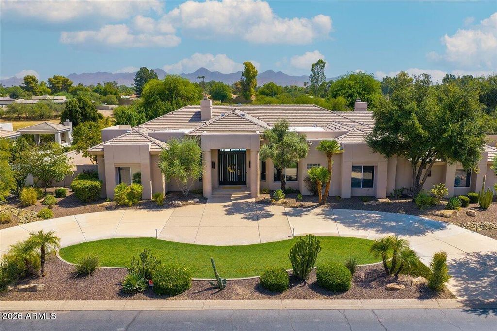 7124 E FOOTHILL Drive, Paradise Valley, AZ 85253