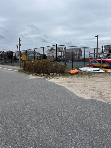 74 Hillside Ave, Falmouth, MA 02556