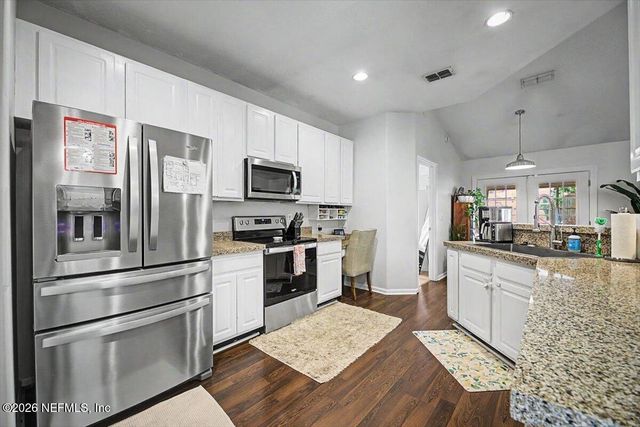 996 MYSTIC HARBOR Drive, Jacksonville, FL 32225