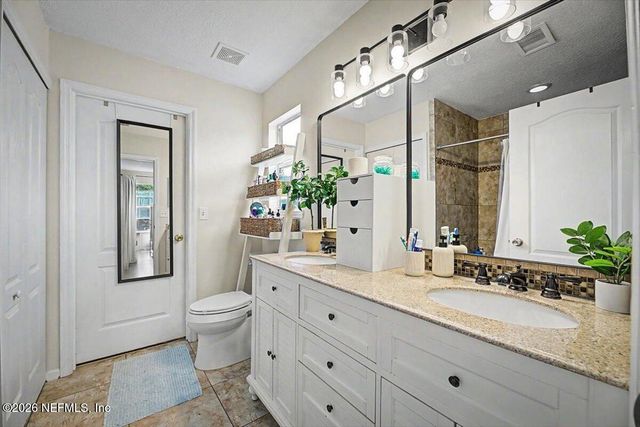 996 MYSTIC HARBOR Drive, Jacksonville, FL 32225