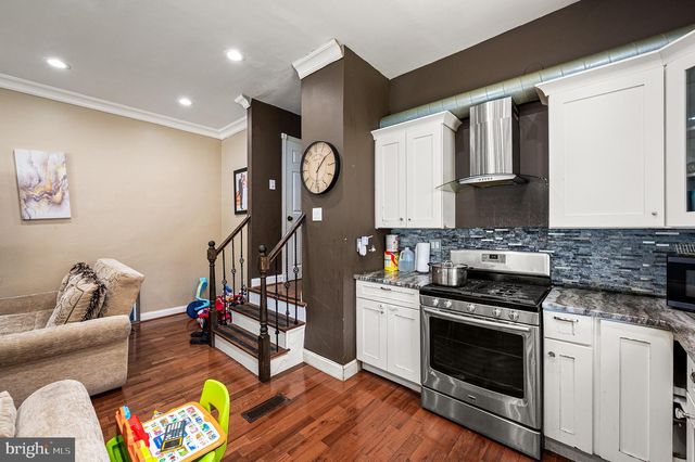 8353 ALGON AVE, Philadelphia, PA 19152