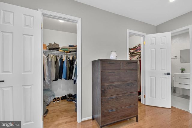 9 RICHVIEW CT, Potomac, MD 20854