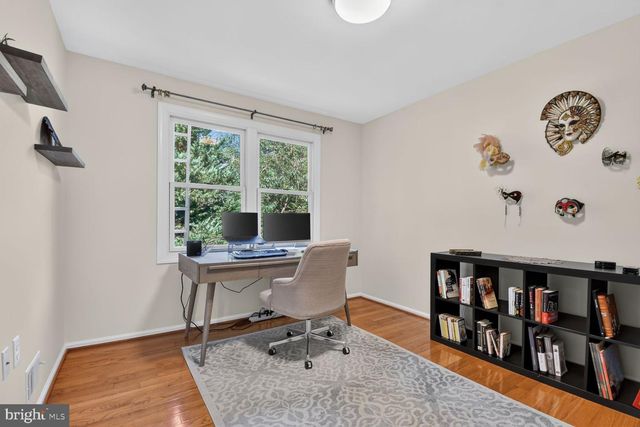 9 RICHVIEW CT, Potomac, MD 20854