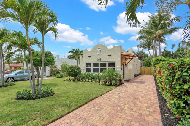 842 Selkirk Street, West Palm Beach, FL 33405