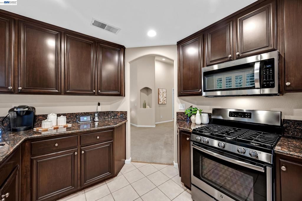 Image 15 of property listing at 1106 Baltusrol Ct., Livermore, CA 94551