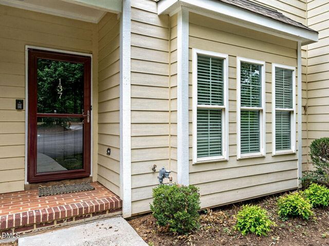 137 Lanigan Place, Cary, NC 27513