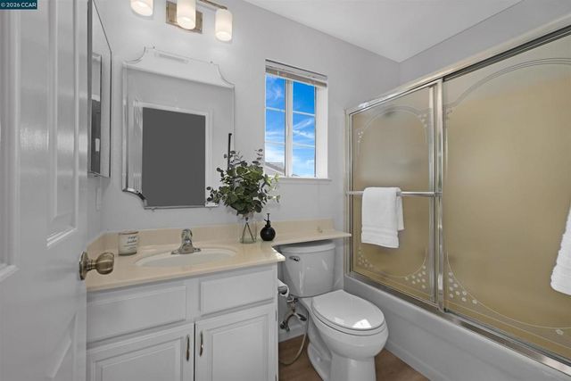 11458 Winding Trail Ln, Dublin, CA 94568