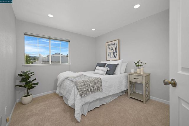 11458 Winding Trail Ln, Dublin, CA 94568