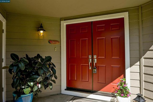 11458 Winding Trail Ln, Dublin, CA 94568