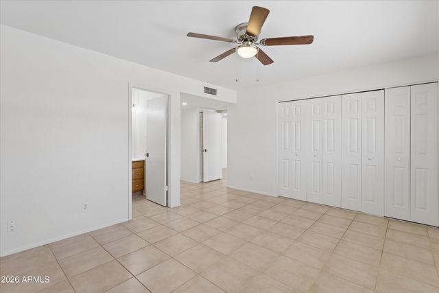 5214 W REDFIELD Road, Glendale, AZ 85306